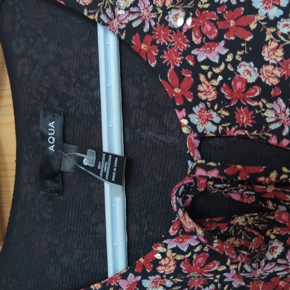 Aqua golden leaf/ floral dress, perfect for a summer wedding/date - Picture 2 of 5